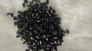 出售PP编织袋颗粒，过60目，韧性好比重轻