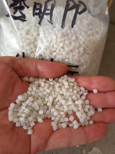 长期出售pp透明颗粒，过60目双层