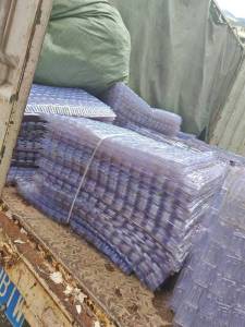 长期出售水洗pvc吸塑盒破碎料