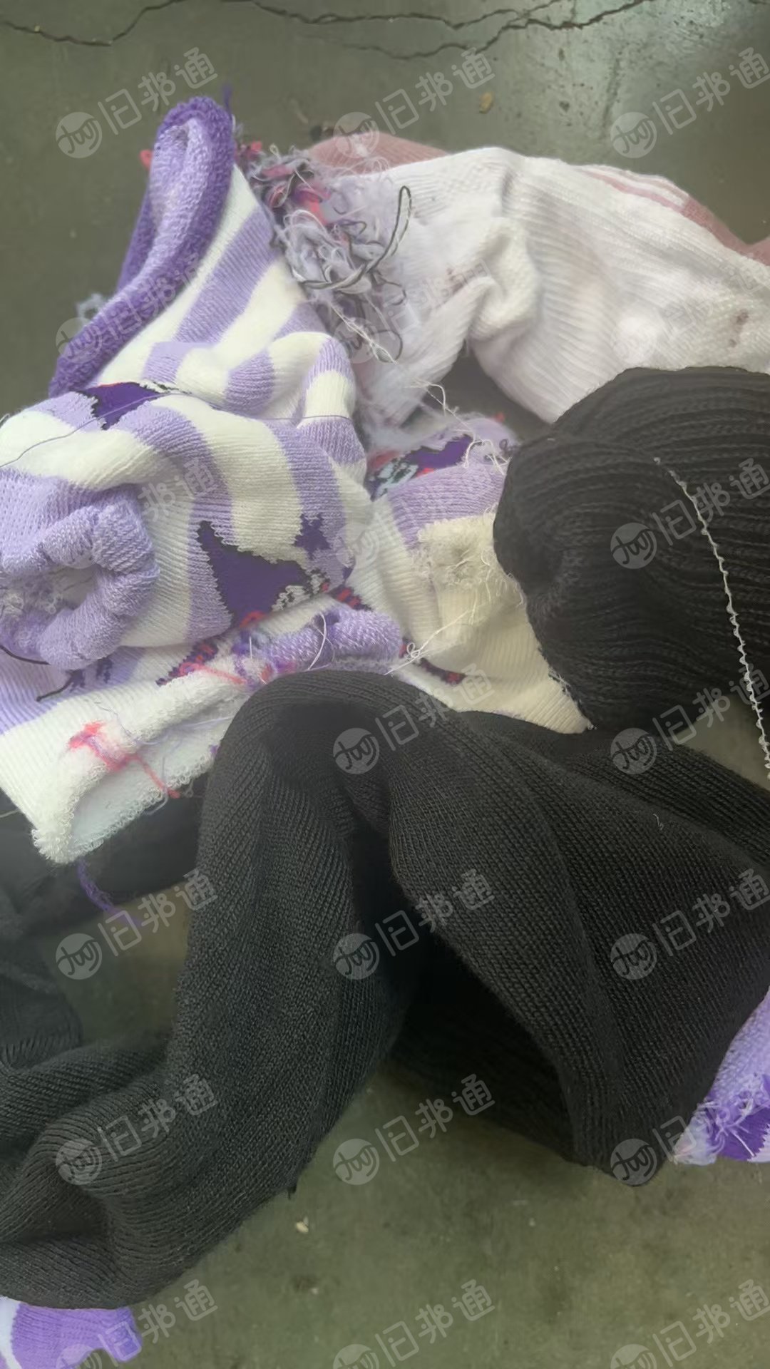 出售袜子厂下来的涤纶废料,涤纶下脚料,袜片袜圈