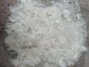 出售拆袄绒，羽绒，有白绒跟灰白绒，货在河南濮阳