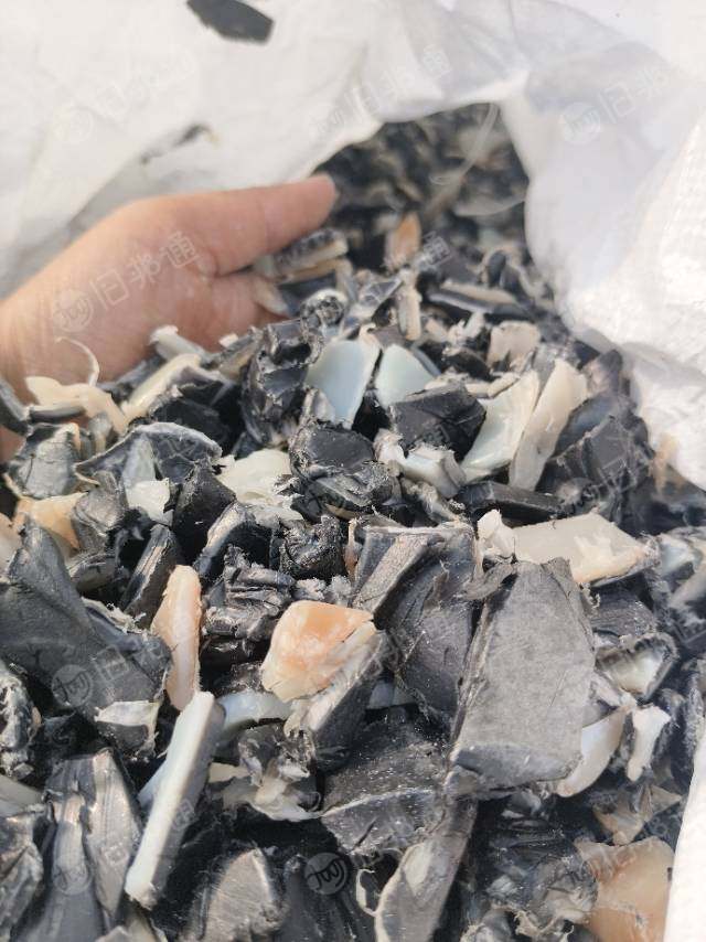 出售PE油箱破碎料