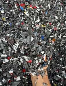 出售主机厂喷漆全漂保险杠破碎料，冲击30