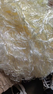 出售进口腈纶长丝，现货35吨，江苏苏州吴江