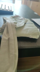 长期出售婴儿用纸巾下来的防水纸，白纸外面一层塑料膜