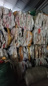 出售干造高低压混合花料，现货30吨左右，高压占8成