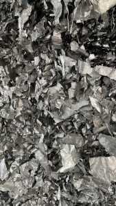 工厂长期出售清洗过的干净铝塑膜，水分在3个点以下