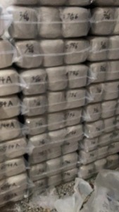 出售羊毛羊绒纱线，羊绒棉纱