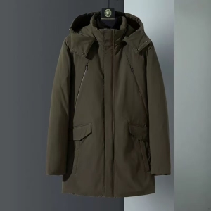 出售库存羽绒服，90%白鸭绒