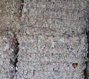 出售不干胶破碎料，欢迎各大老板联系