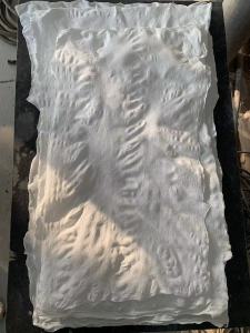 长期出售白牛皮纸，电热分离原材料，划扣，没有内衬，现货有5吨到6吨