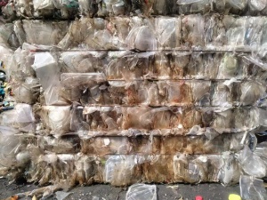 出售透明丙压块，长期供货