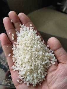 长期出售一级光伏板颗粒，冲击13左右