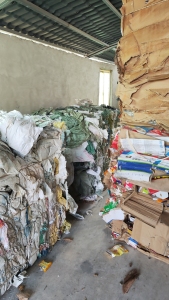 出售干造编织袋，用了一次的饲料袋，现货3吨左右