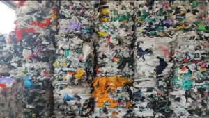 长期出售快递袋，干造水洗都有，人工分拣，无垃圾，月供800-1千吨