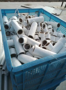 出售小卷废不干胶纸，一面带膜一面带胶的