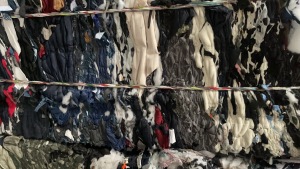 长期出售涤纶拉丝料，氨纶拉丝料