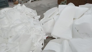 长期出售吸音棉废料，每个月有十几吨