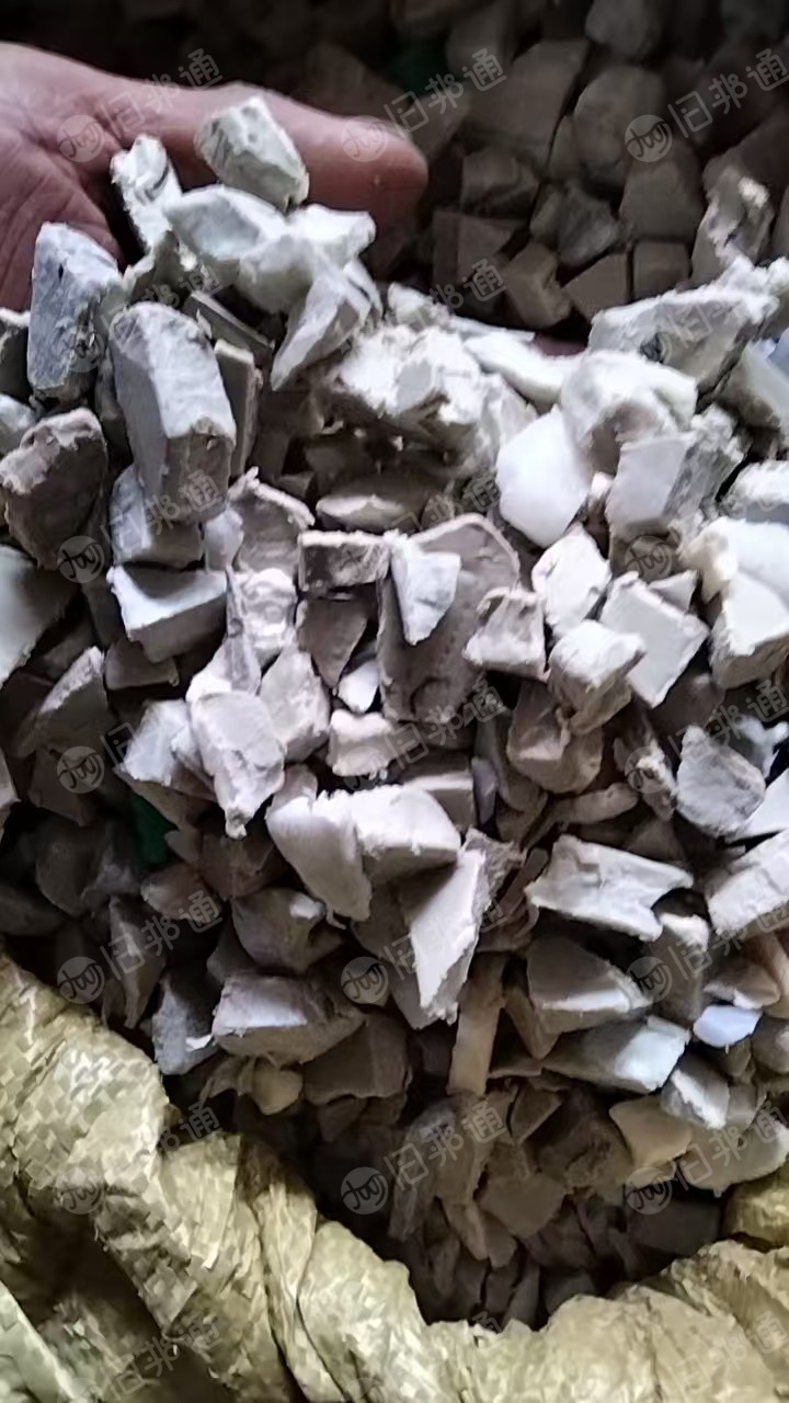 长期出售PPR管破碎料,板材破碎料,现货90吨左右