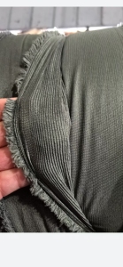 长期大量出售化纤灯芯绒，灯芯绒布，现货50吨左右，厂在浙江宁波