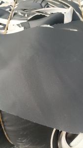 长期出售pvc2.0汽车地毯料，汽车内饰料，汽车内饰边角料，现货十几吨