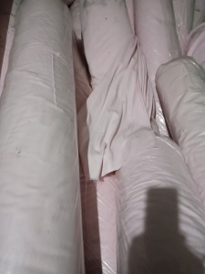 出售库存布，梭织无弹色布，女装粉色，1.5布封，货在广东广州