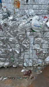 出售铝箔袋，现货10吨左右