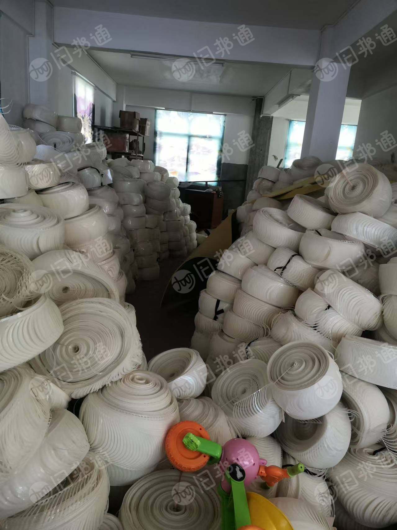 出售高温PET膜废料,两面都带有胶水
