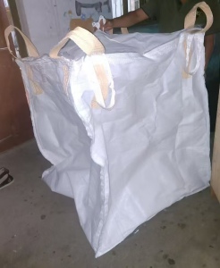 长期出售二手吨包，1.2高宽1米，加厚上下小口，现货一千条