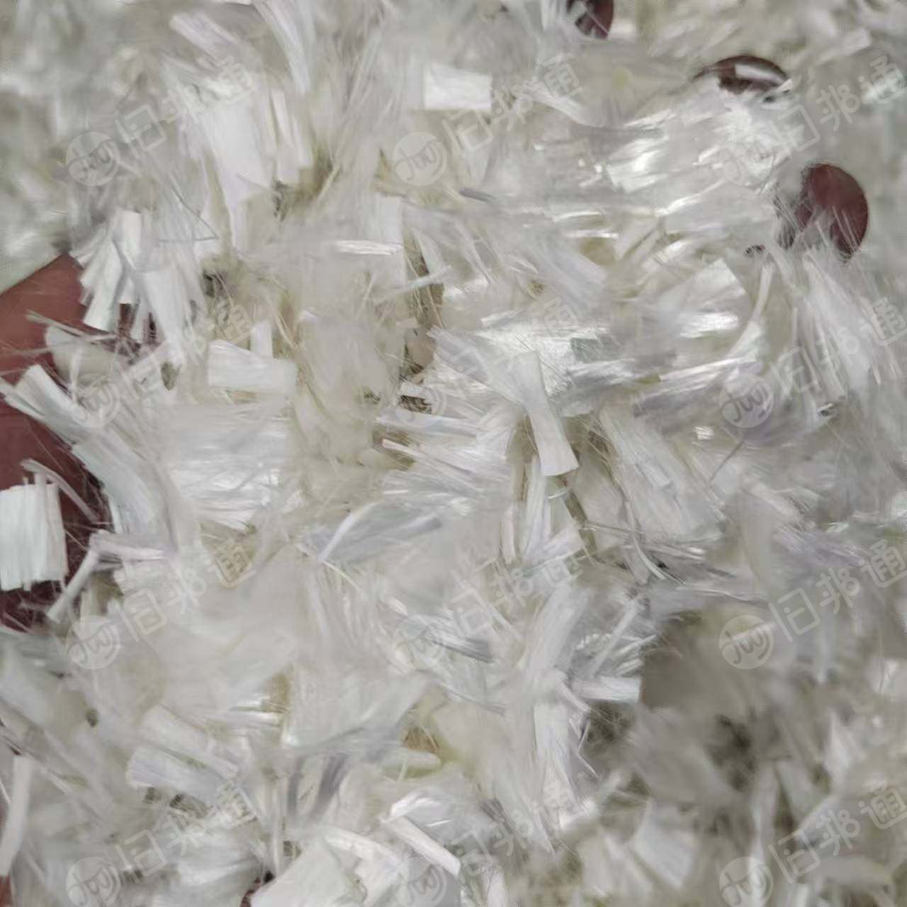 出售工程纤维,切断的涤纶工业丝,适合做工程纤维,货在江苏无锡市