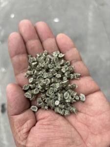 出售铝塑膜颗粒