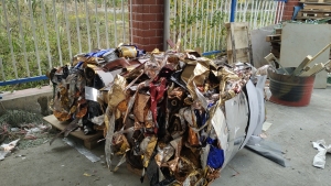 印刷厂出售烫金膜废料,附近老板联系
