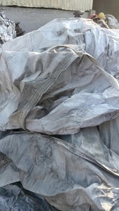 出售废旧吨包，一个月有10几顿，装过钢杂的 