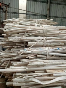 长期出售PVC管废料，硬质PVC废料