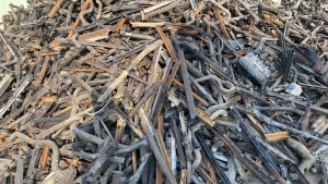 出售PA尼龙水箱边料，现货6吨