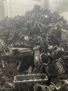 出售汽车拆解下来的发动机壳铝
