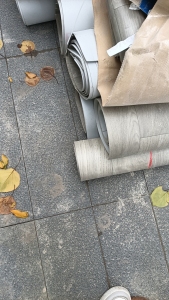 出售pvc地板革，厚度2毫米，现货300吨