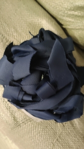 出售纯涤纶废布，涤纶造粒布，货在山东泰安