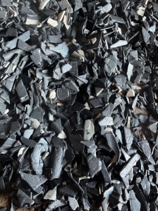 出售褪漆保险杠颗粒，pp聚丙颗粒，冲击20多