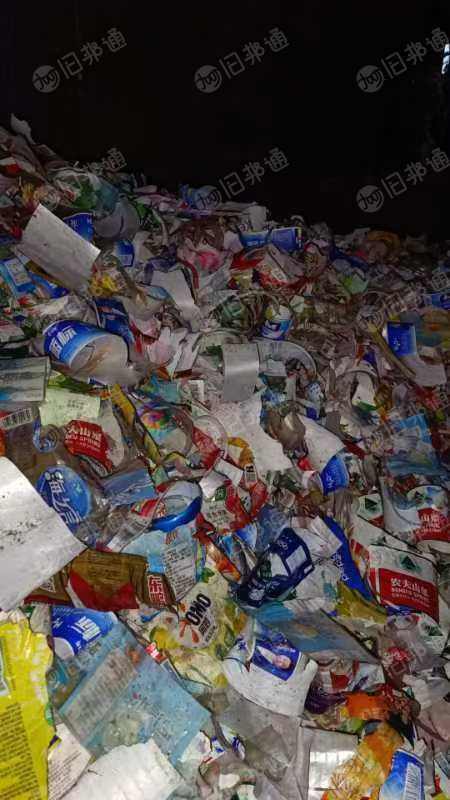 出售矿泉水瓶商标纸废料,PP、PVC、PET的都有,会压包