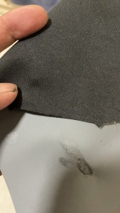 长期出售PU汽车坐垫革边料