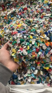 长期出售花乙破碎料，过双水槽过风选甩干的