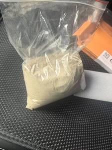 出售钢厂下来的锌灰，锌点55以上，氯5以内，干基货