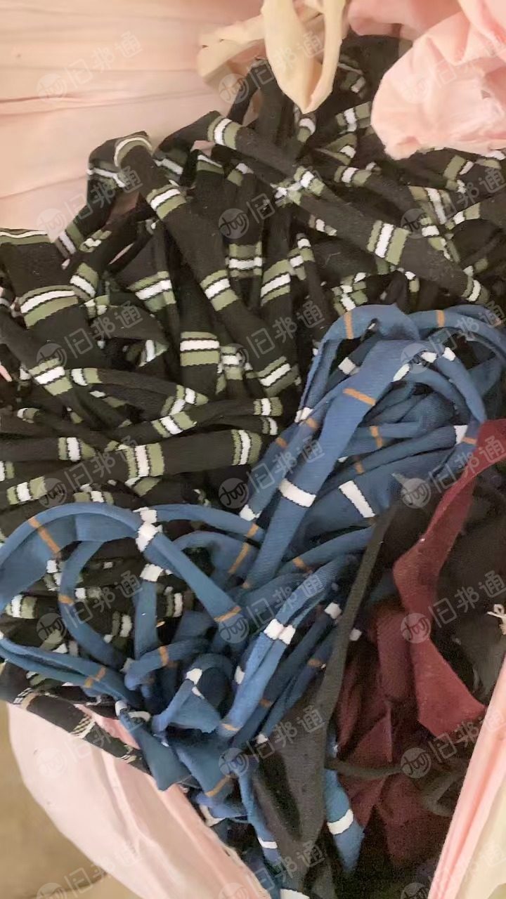 长期出售锦纶废布,弹力锦纶废布,锦纶边角料,现货90吨左右,厂在广东汕头