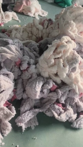 出售珊瑚绒边角料，涤纶绒布边角料，货在江苏淮安
