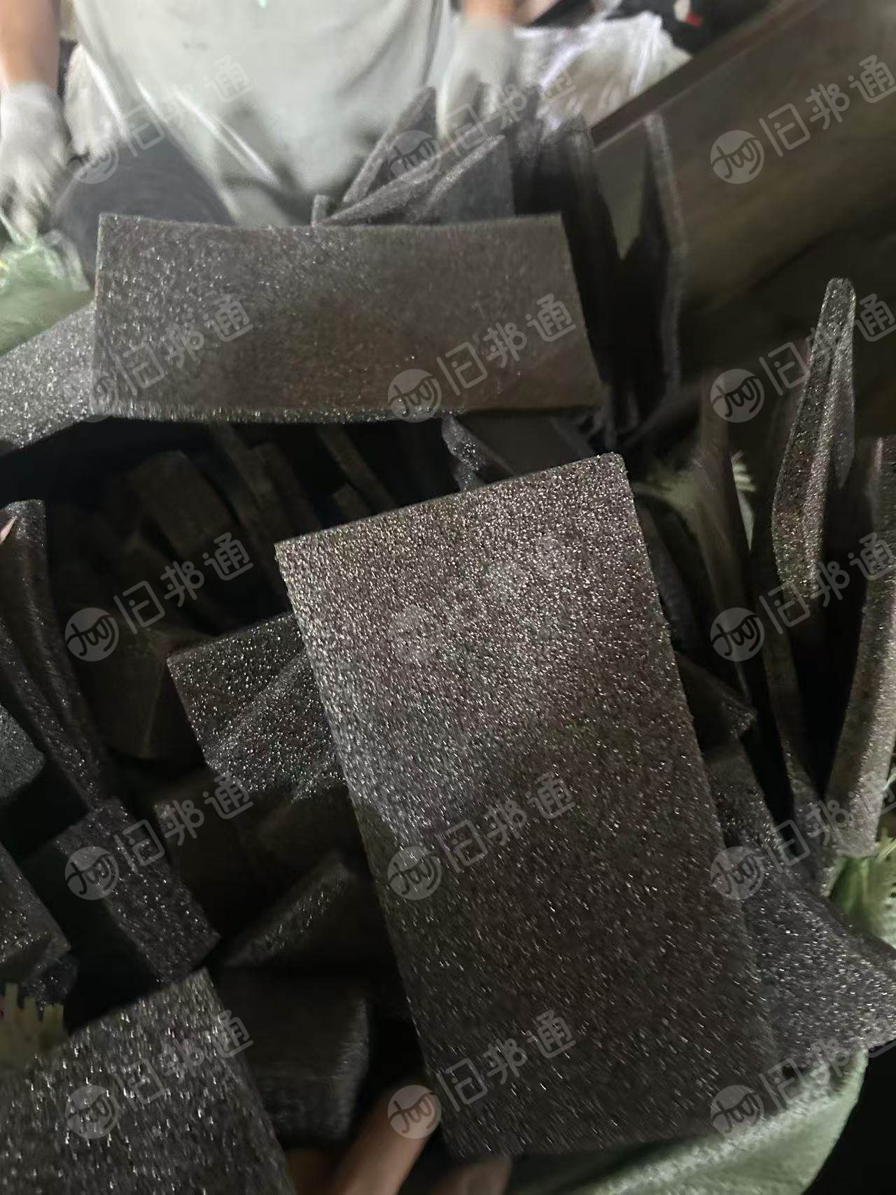 大量回收珍珠棉废料,白色、黑色、红色都可以