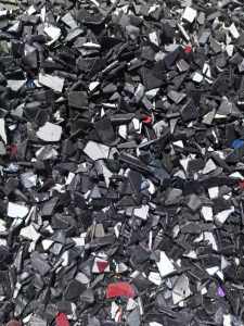 长期出售pp保险杠破碎料，清洗甩干除铁，现货够车