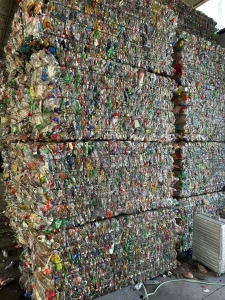 出售小五色pet瓶砖压块，现货30吨