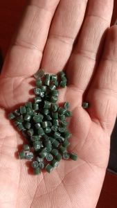 出售大棚膜颗粒，PE渔网颗粒，过3层120目，可注塑、拉丝、吹膜等