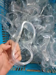 求购纯pvc，杂色不用，要白透色或者蓝透色的，月需200吨